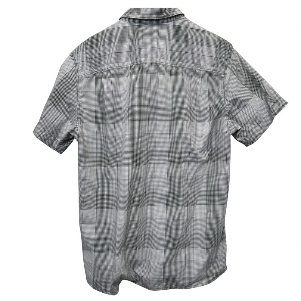 The North Face Mens Button Up Shirt M Grey Plaid Nylon Gorpcore Hiking Outdoor